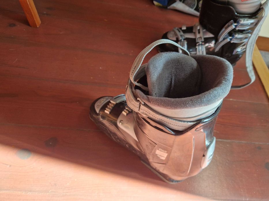 Botas de ski em bom estado