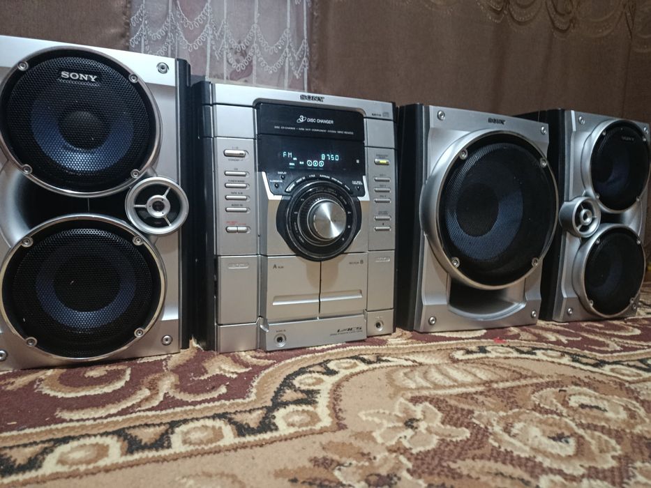 Музичний центр Sony