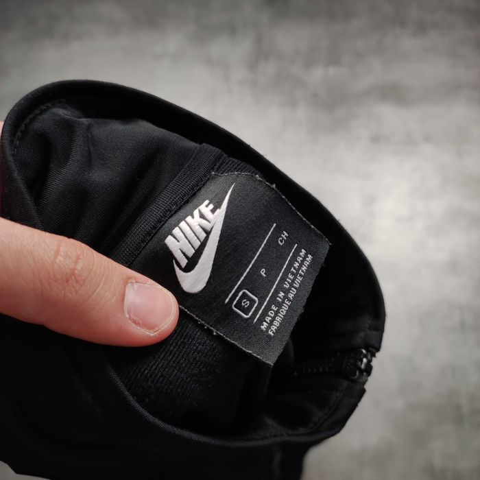 MĘSKA Zip Rozpinana Bluza Sportowa casual Duże Logo Nike Śliska Suwak