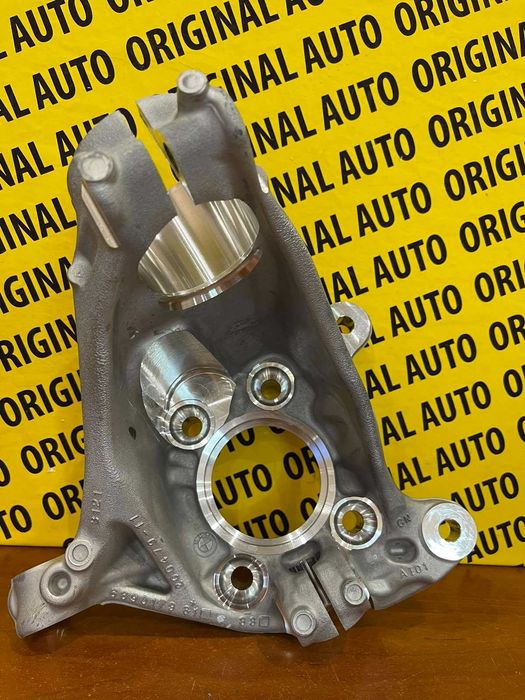 Цапфа  bmw x1 u11 ліва права нова оригінал