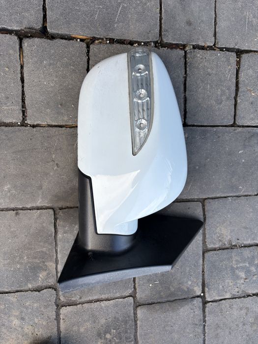 Prawe Lusterko WD Hyundai IX35 8pin