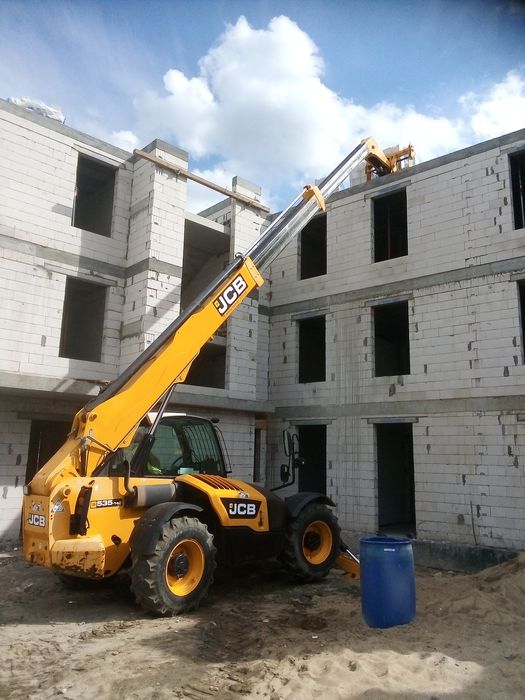 Usługa  ładowarką teleskopową koparką minikoparką wiertnica wynajem