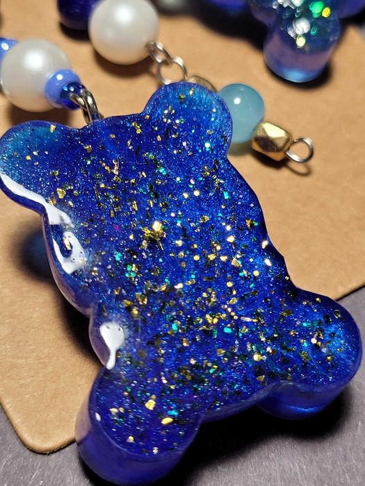 Brelok breloczek niebieski z Misiem z żywicy do kluczy HANDMADE