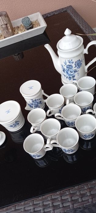New Coffee Service431665628987402241
