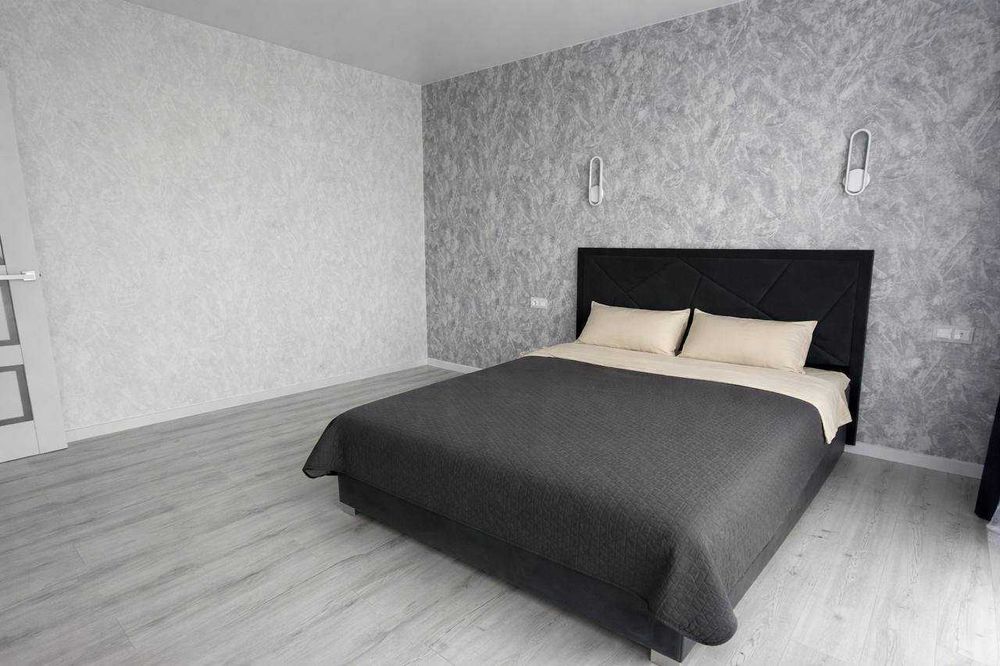 1-но кімнатна квартира з виглялом на річку. Під е-оселю можна!