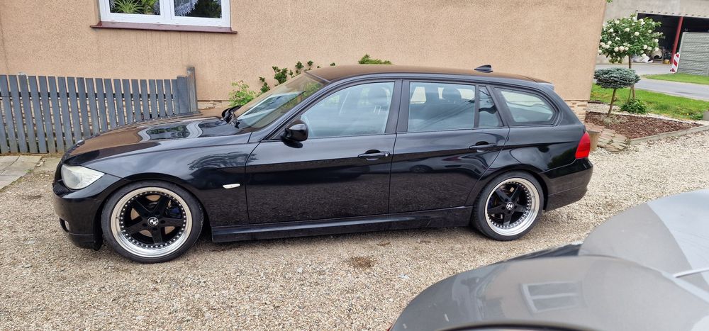 Bmw e91 320d  automat