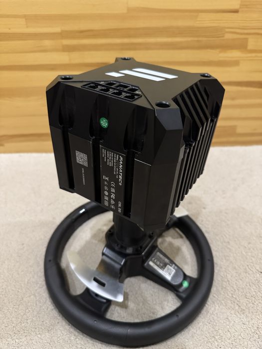 Хороший стан. Ігровий комплект Fanatec CSL DD