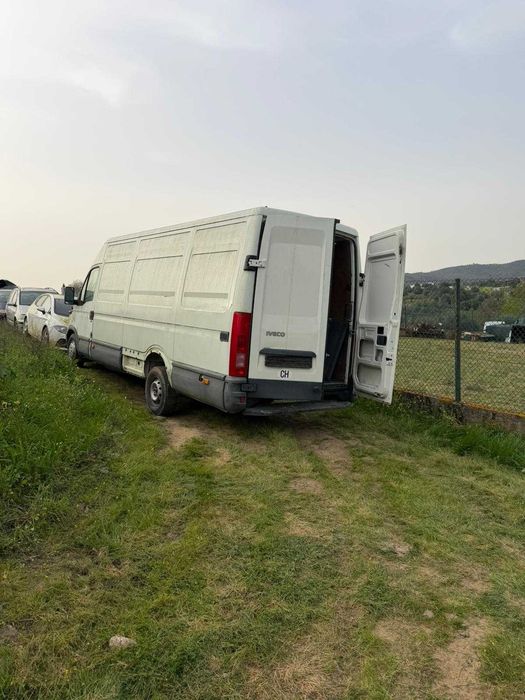 Iveco para peças completa