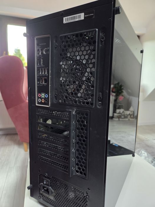 PC i7-10700K / 32GB RAM / SSD 3TB / MSI Z590 – BEZ GPU