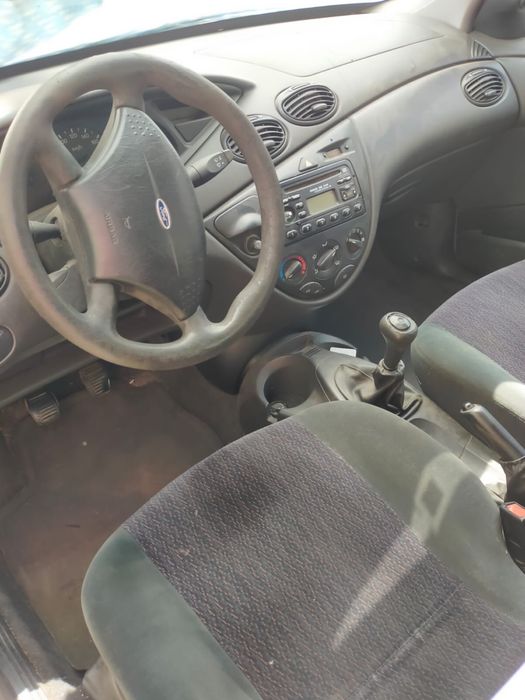 Ford focus 1.4 de 2000 — photo 3