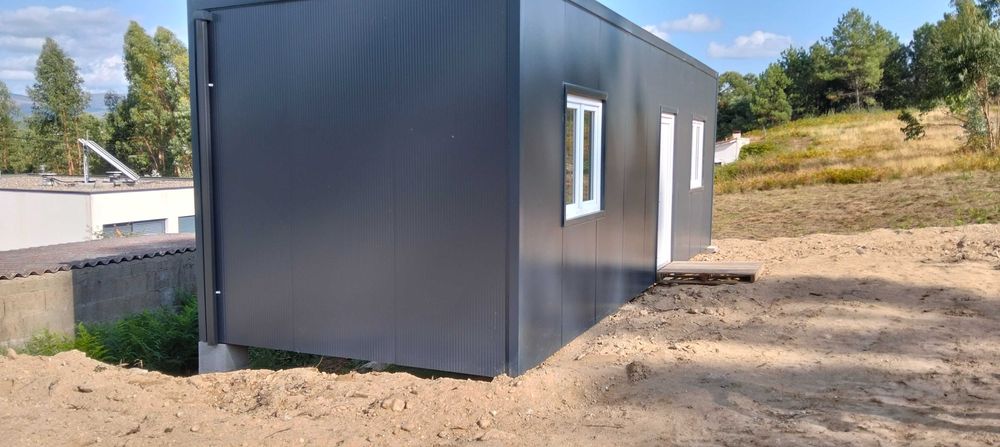 Terreno com anexo modelar