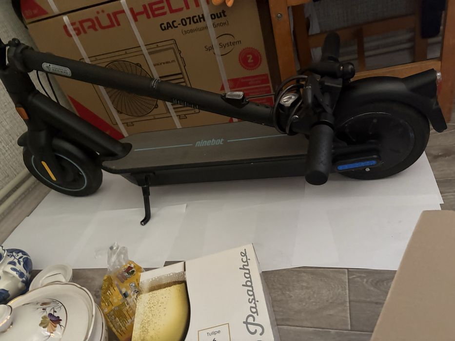 Eлектросамокат  Segway Ninebot MAX G30D