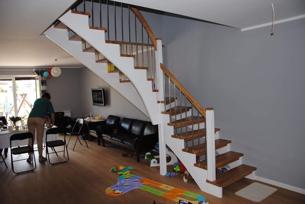 Schody drewniane na beton