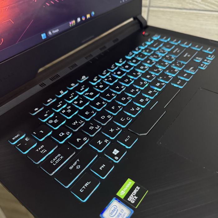 Ігровий ноутбук Asus Rog Strix i7 9750H, Gtx 1650