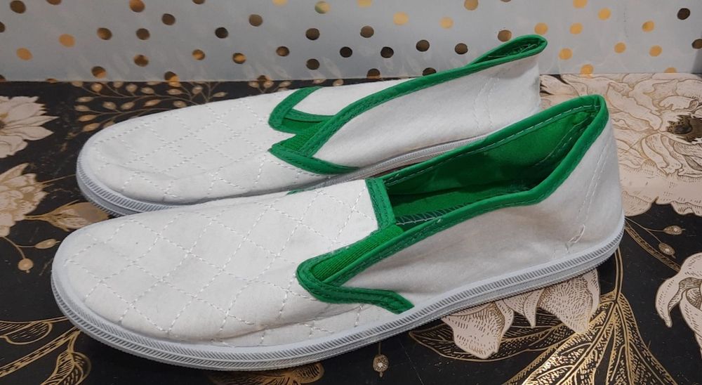 Tenisówki białe nowe 36