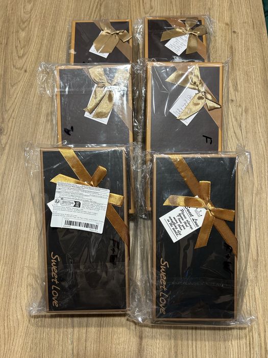 mydlane listki róż, na prezent.