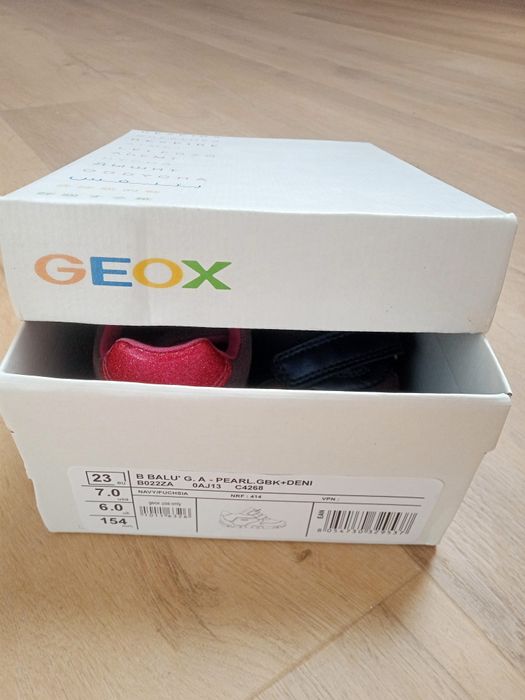Buty Geox granatowo-różowe z brokatowymi elementami 23