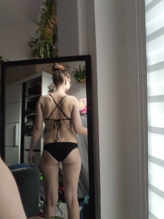 Strój kąpielowy jednoczęściowy czarny  36 S h&m
