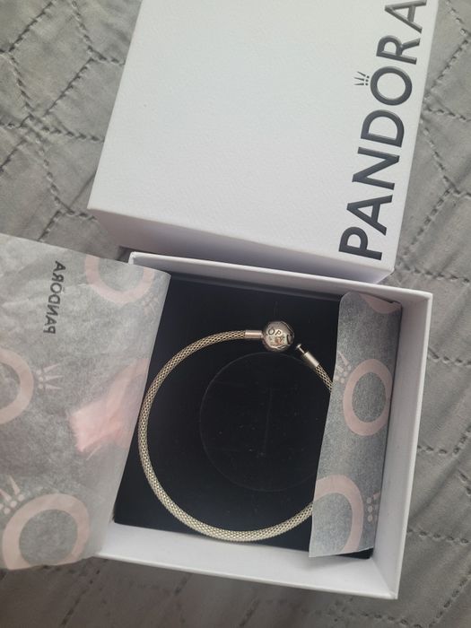 Продам срібний браслет Pandora оригінал