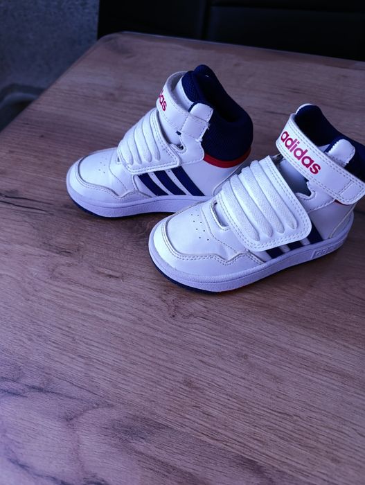 Дитячі кросівки Adidas, оригінал