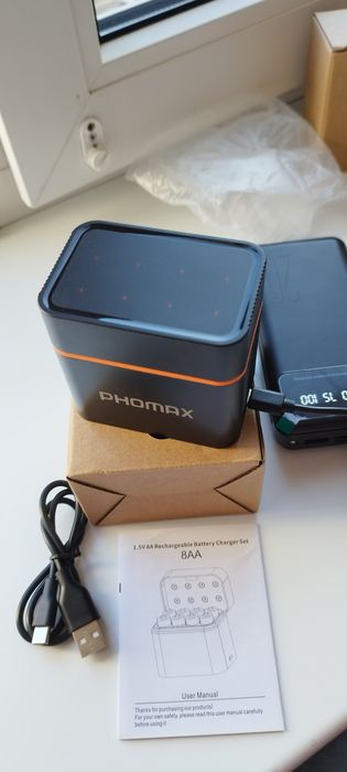Зарядний Пристрій на 8 слотів PHOMAX з  8AA 4200mWh