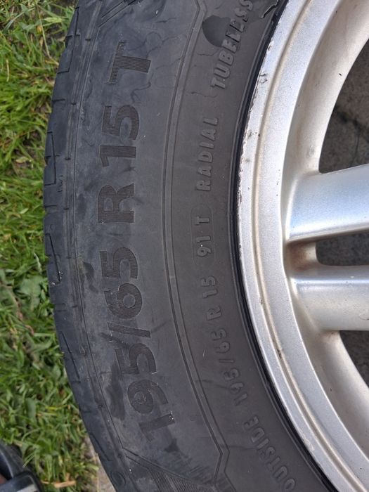 Sprzedam felgi do Hondy R 15