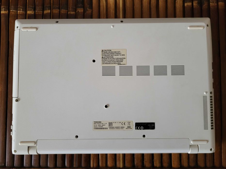 Computador portátil - TOSHIBA