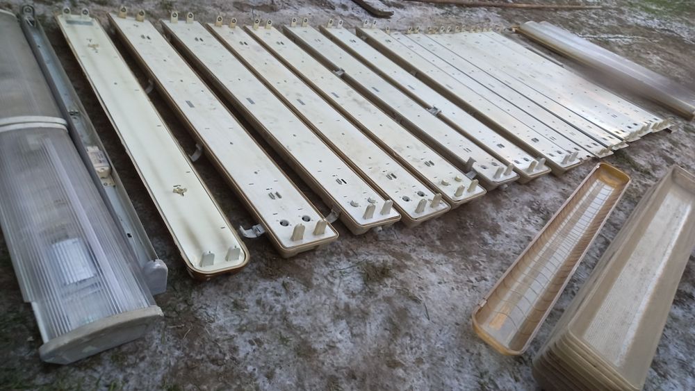 22 sztuki Lampy jarzeniowki do garażu warsztatu kurnika 120cm