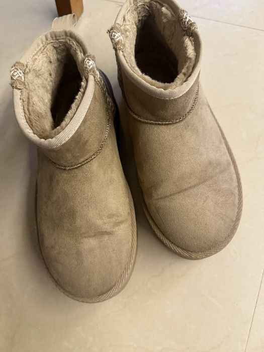 Buty typu Emu ….beż