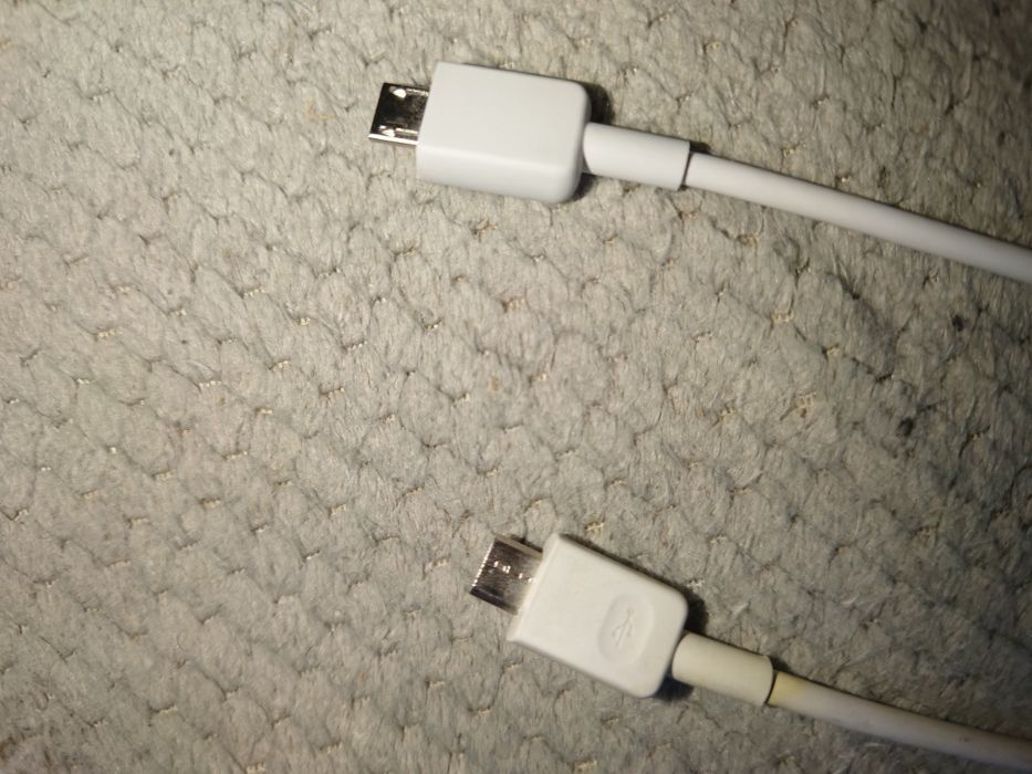 Zestaw kabelków micro usb oraz lightning