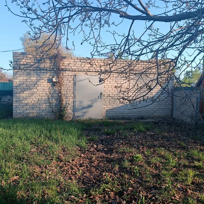 Продам будинок  в селі Середівка.