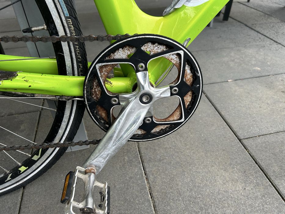 Rower Avenue airbas