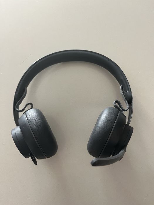 Logitech Zone Wireless UC Headset Bluetooth Pretos