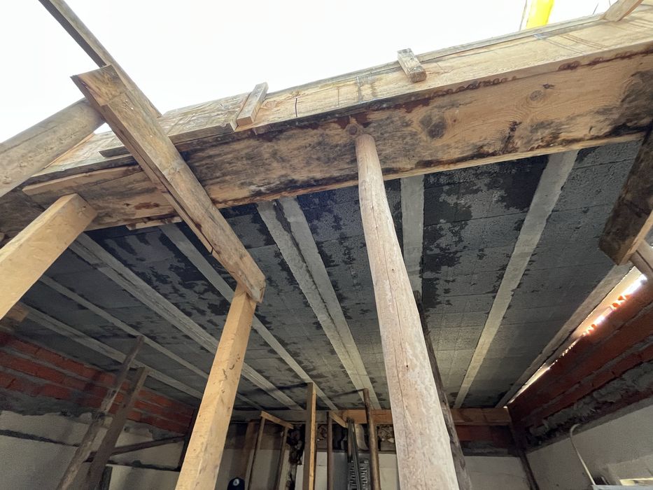 Reparo em telhados e remodelações em geral