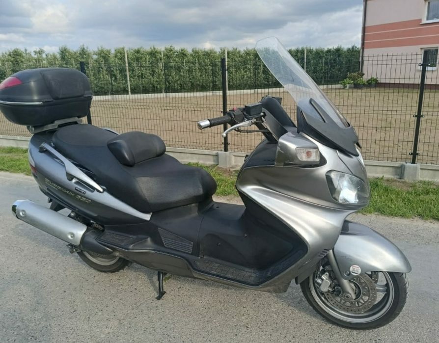 Suzuki Burgman 650 Executive