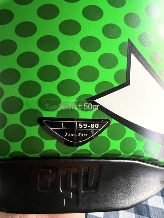 Capacete AGU ( 2x usado apenas)