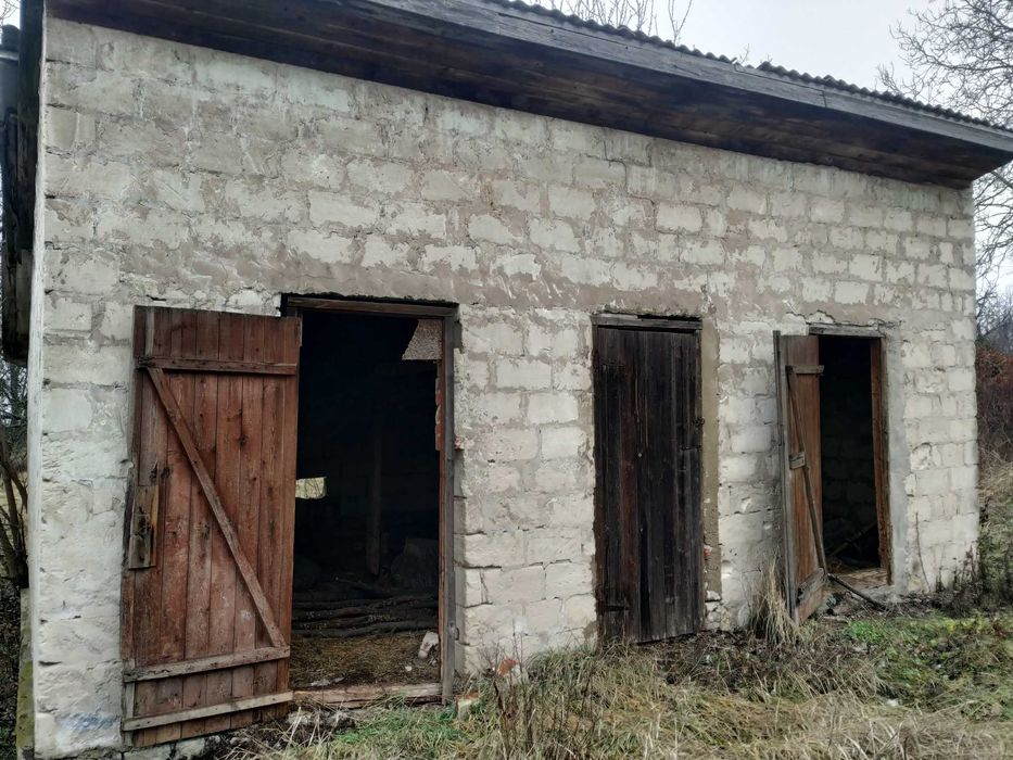Нежитлові будівлі - с. Білоусівка, Чернівецька обл.