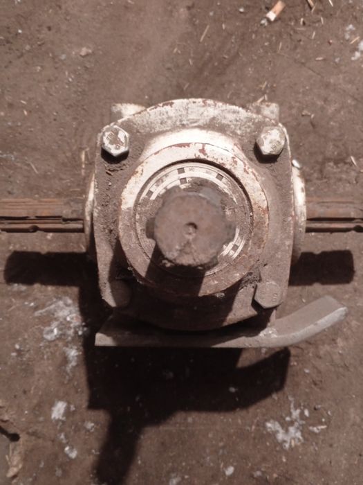 Редуктор 1до 1 на 6 шліців товщинавалив35