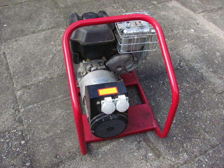 Agregat prądotwórczy do domu na działkę do pracy Briggs & Stratton 2,0