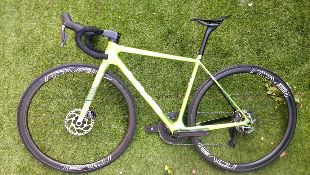 MMR Adrenaline Edição Exclusiva Equipa  Caja Rural T52

Trek Madone  | Shi