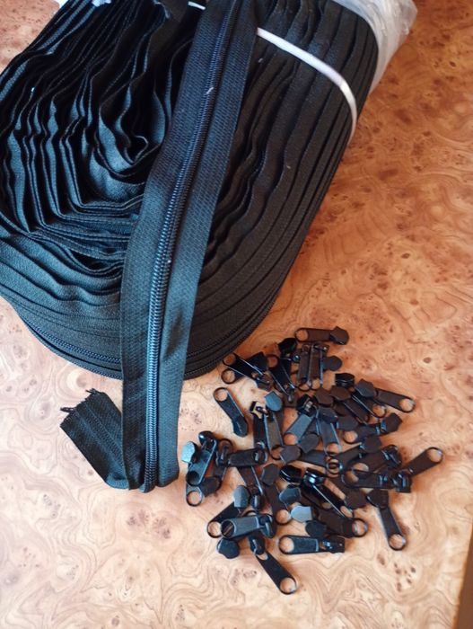 Zamek z metra,nowy czarny