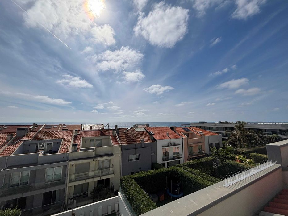 EXCLUSIVA MORADIA T4 COM VISTA MAR