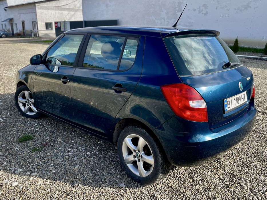 SKODA FABIA 2011 1.6 дизель 105 к.с