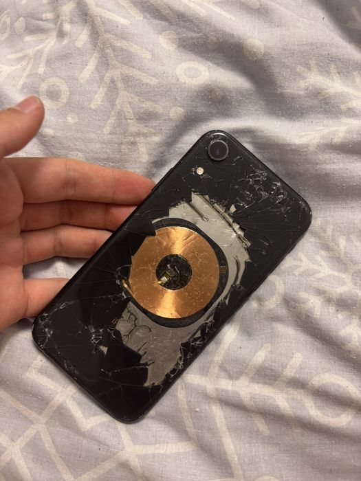 iphone xr 64 gb  neverlockicloud lock