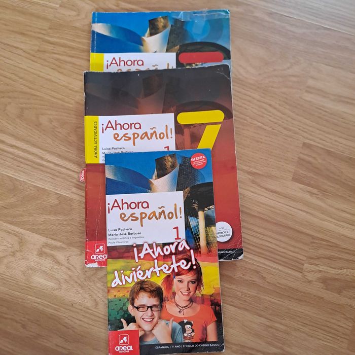 Manuais escolares e cadernos de atividades 7º ano