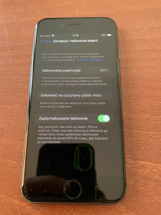iPhone 8 bateria 84%