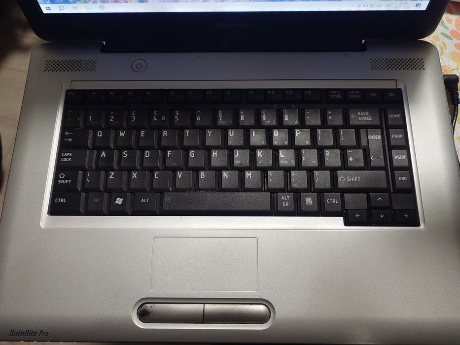 toshiba satellite l50 - купити ноутбуки - Ціна на OLX.ua