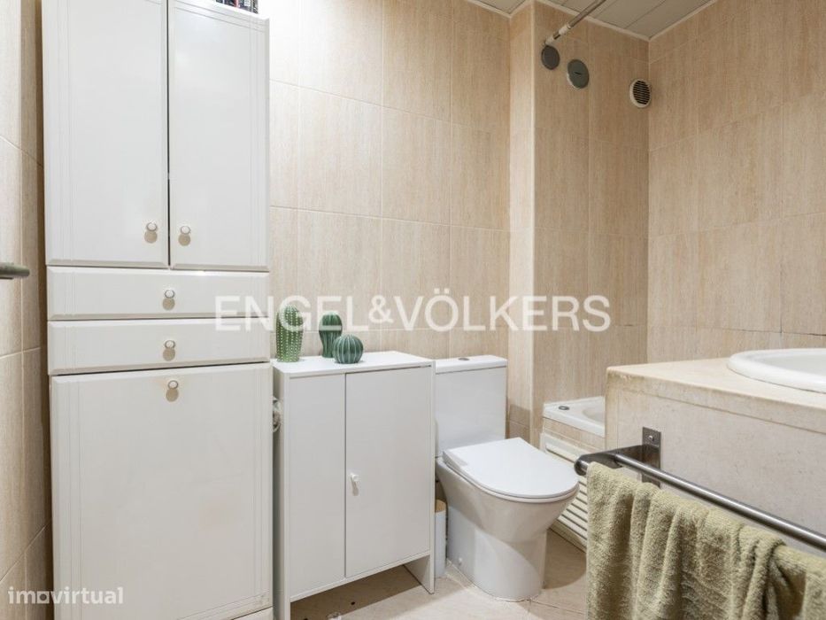 Apartamento T2 mobilado na Quinta do Texugo