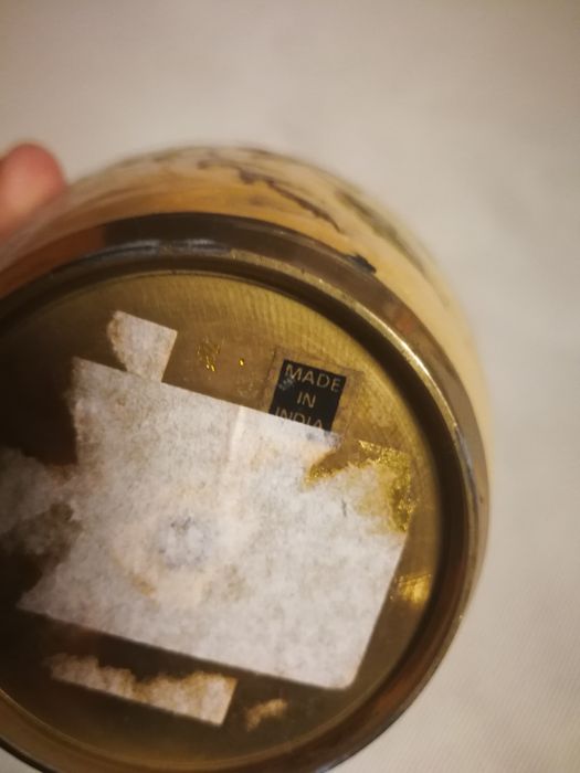 Pote decorativo em porcelana