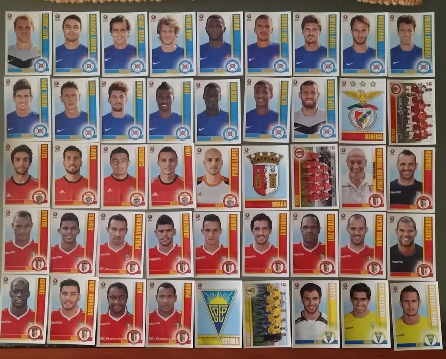 Lote de cromos "Futebol 2013-14" (lista na última foto)
